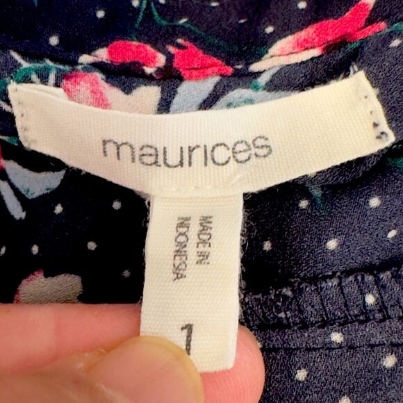 Maurices Plus Size 1 Blue Polka Dot Floral 3/4 Tab Sleeve Blouse Quarter Zip‎ - Picture 7 of 9